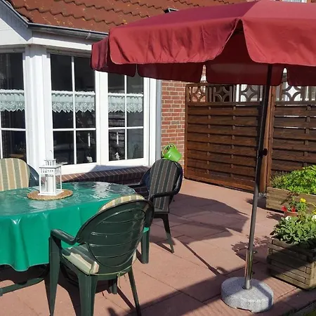 Antje Holiday home Dornumersiel